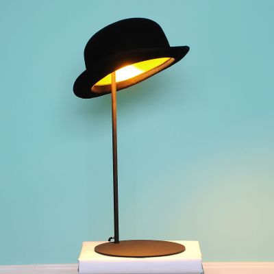 Jeeves Table Lamp
